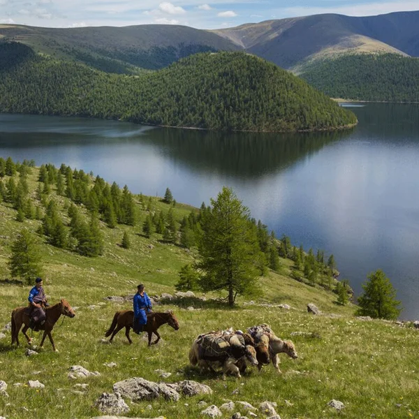 Eight Lakes Yurt-to-Yurt Horse Trekking Expedition photo 5