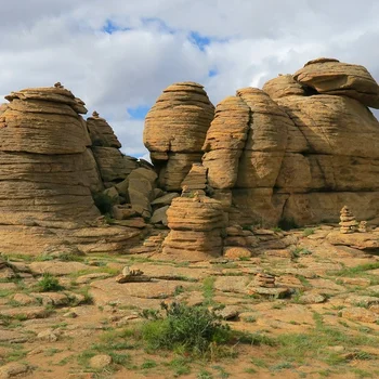 Image for Explore Baga Gazariin Chuluu’s unique rock formations