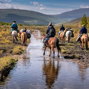 Eight Lakes Yurt-to-Yurt Horse Trekking Expedition photo 1