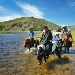 Central Mongolia for Leave Savers - Nomadic families, Horseback & Camel riding, Cultural city exploration