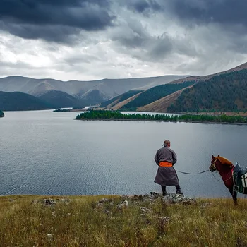Eight Lakes Yurt-to-Yurt Horse Trekking Expedition photo 2